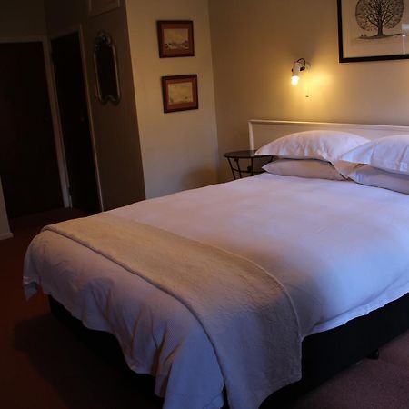 Punehu Stream CottageOpunake エクステリア 写真